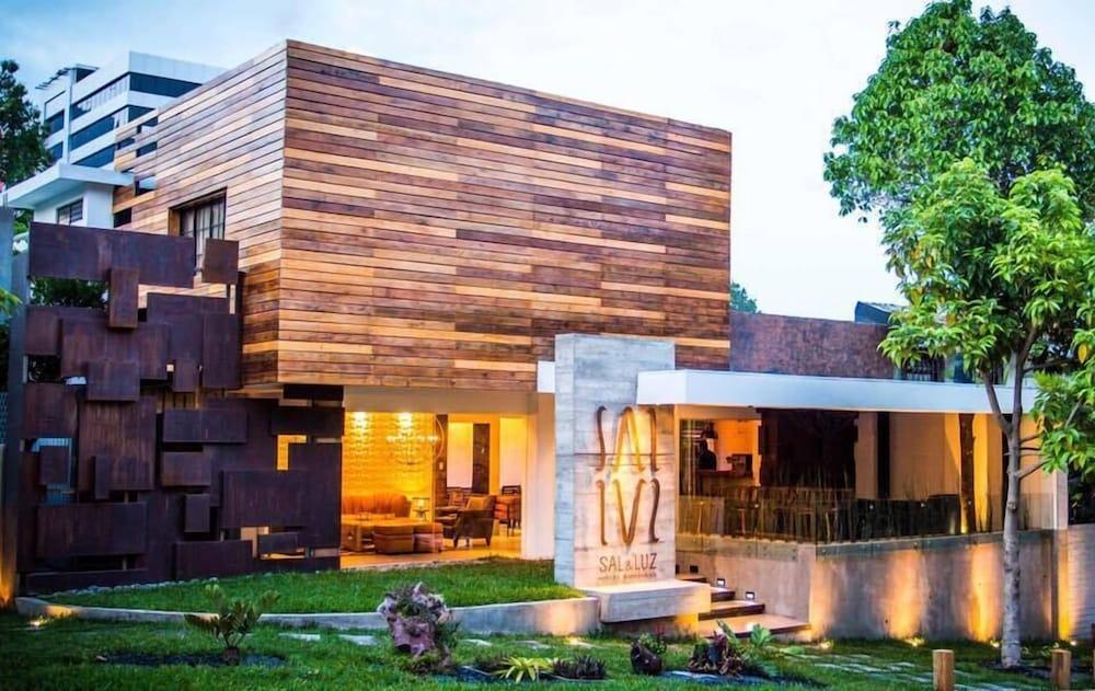 Sal & Luz Hotel Boutique Antiguo Cuscatlan ภายนอก รูปภาพ