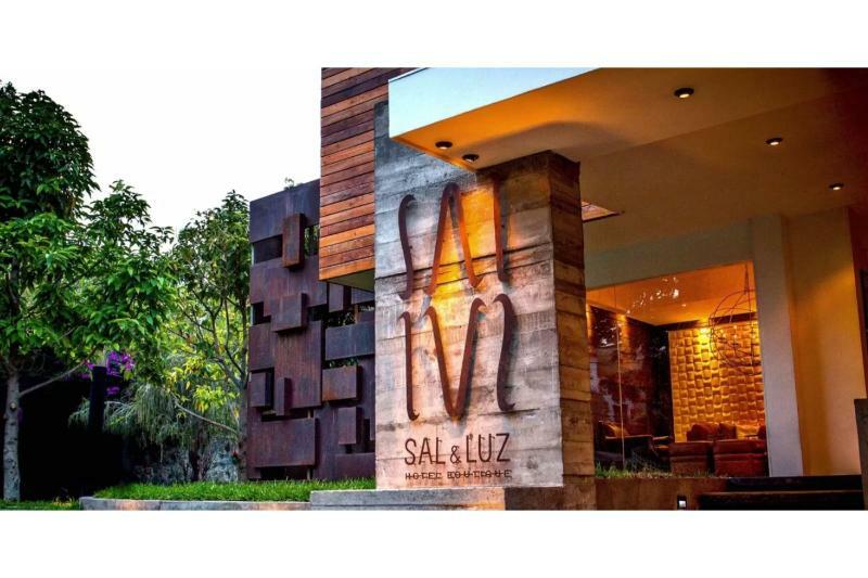 Sal & Luz Hotel Boutique Antiguo Cuscatlan ภายนอก รูปภาพ